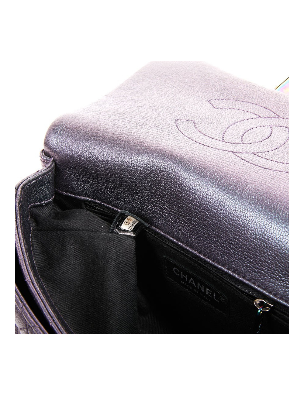 Sac CHANEL cuir de veau matelassé irisé mauve