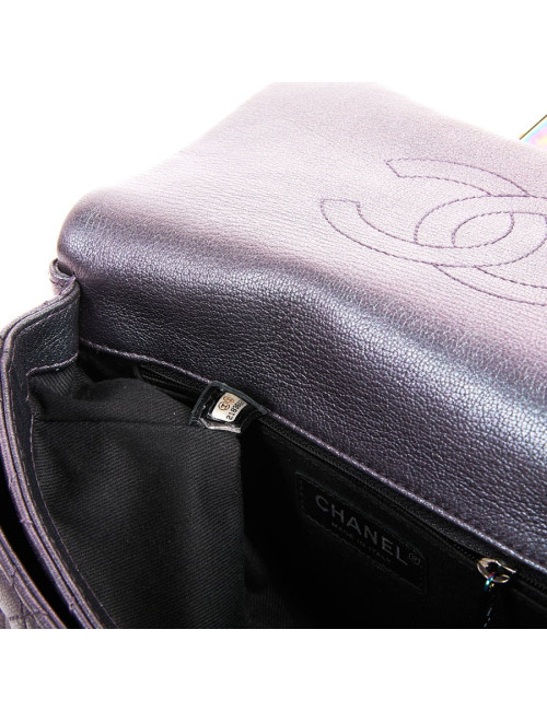 Sac CHANEL cuir de veau matelassé irisé mauve