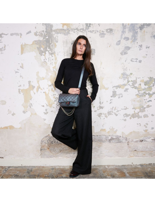 Sac CHANEL cuir de veau matelassé irisé mauve