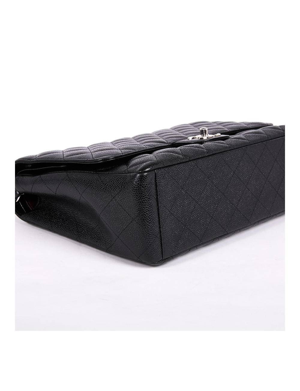 Sac jumbo CHANEL cuir caviar noir