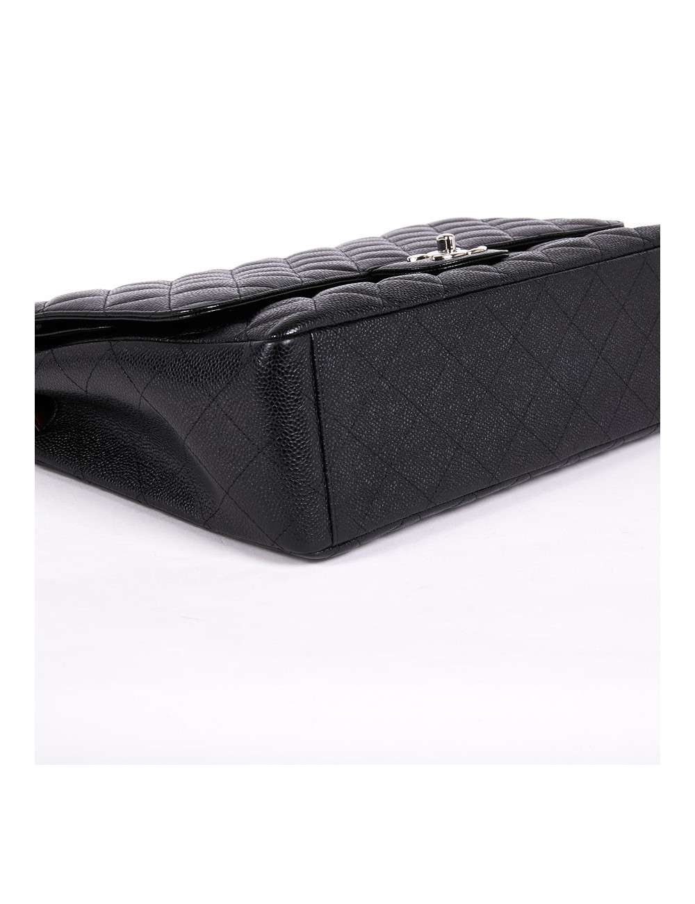 Sac jumbo CHANEL cuir caviar noir