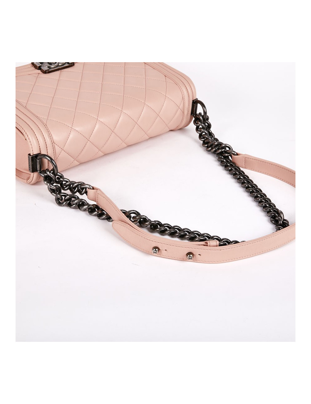 Sac Boy CHANEL cuir matelassé rose