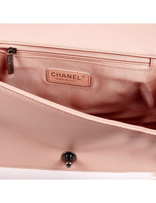 Sac Boy CHANEL cuir matelassé rose