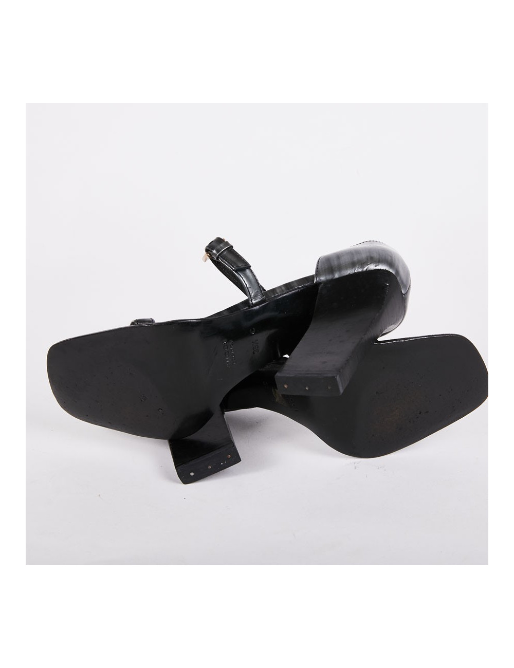 Sandales Hautes T 35,5 Gucci gris métallisé