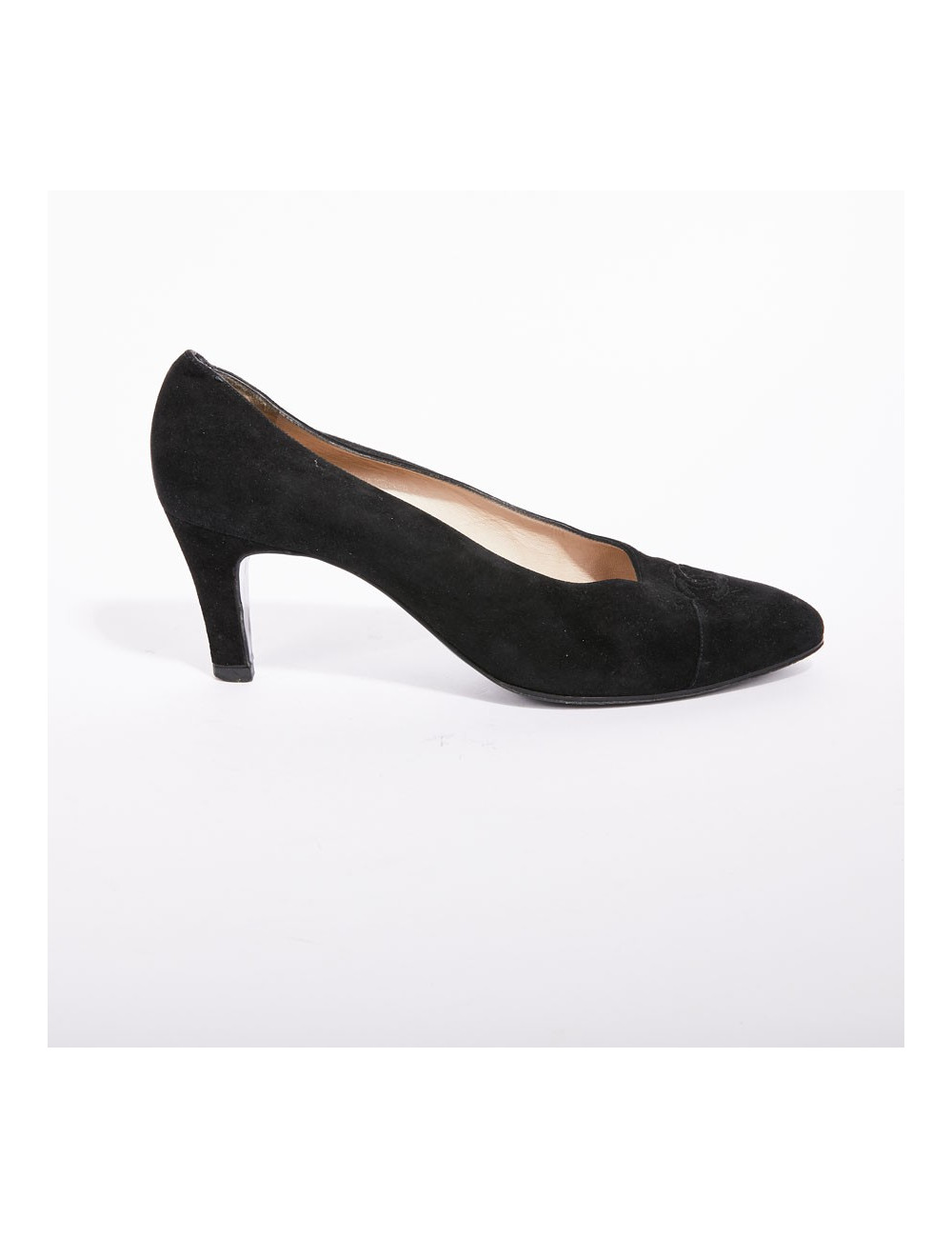 Escarpins Chanel T39,5 en veau velours noir