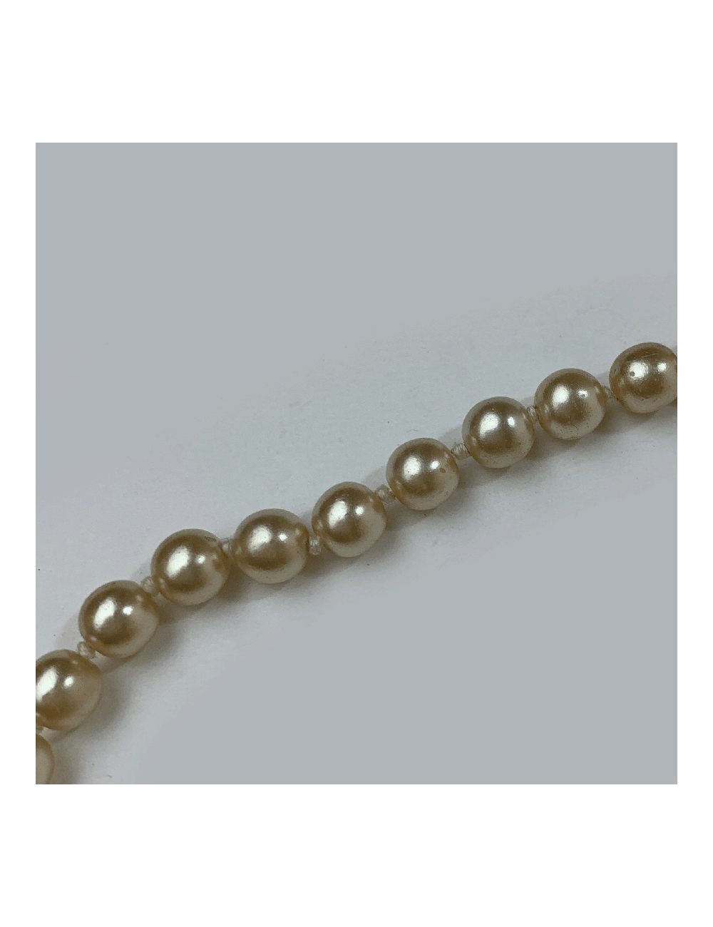 Long sautoir MARGUERITE DE VALOIS fines perles nacrées