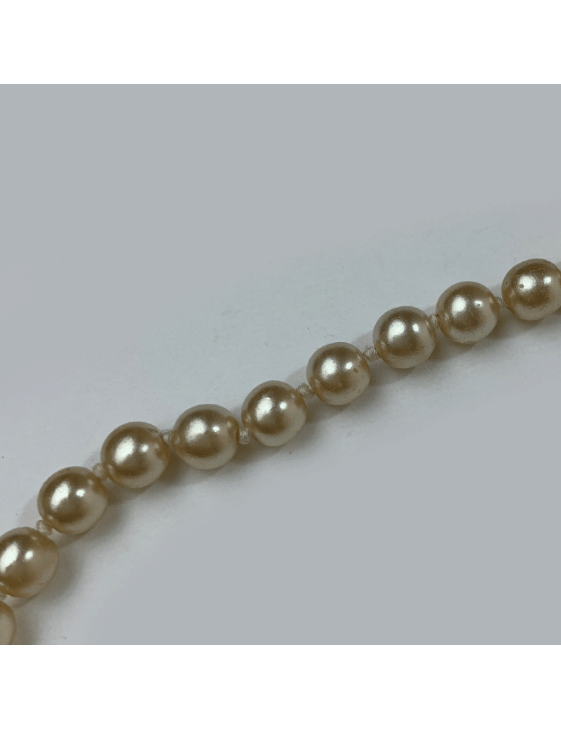 Long sautoir MARGUERITE DE VALOIS fines perles nacrées
