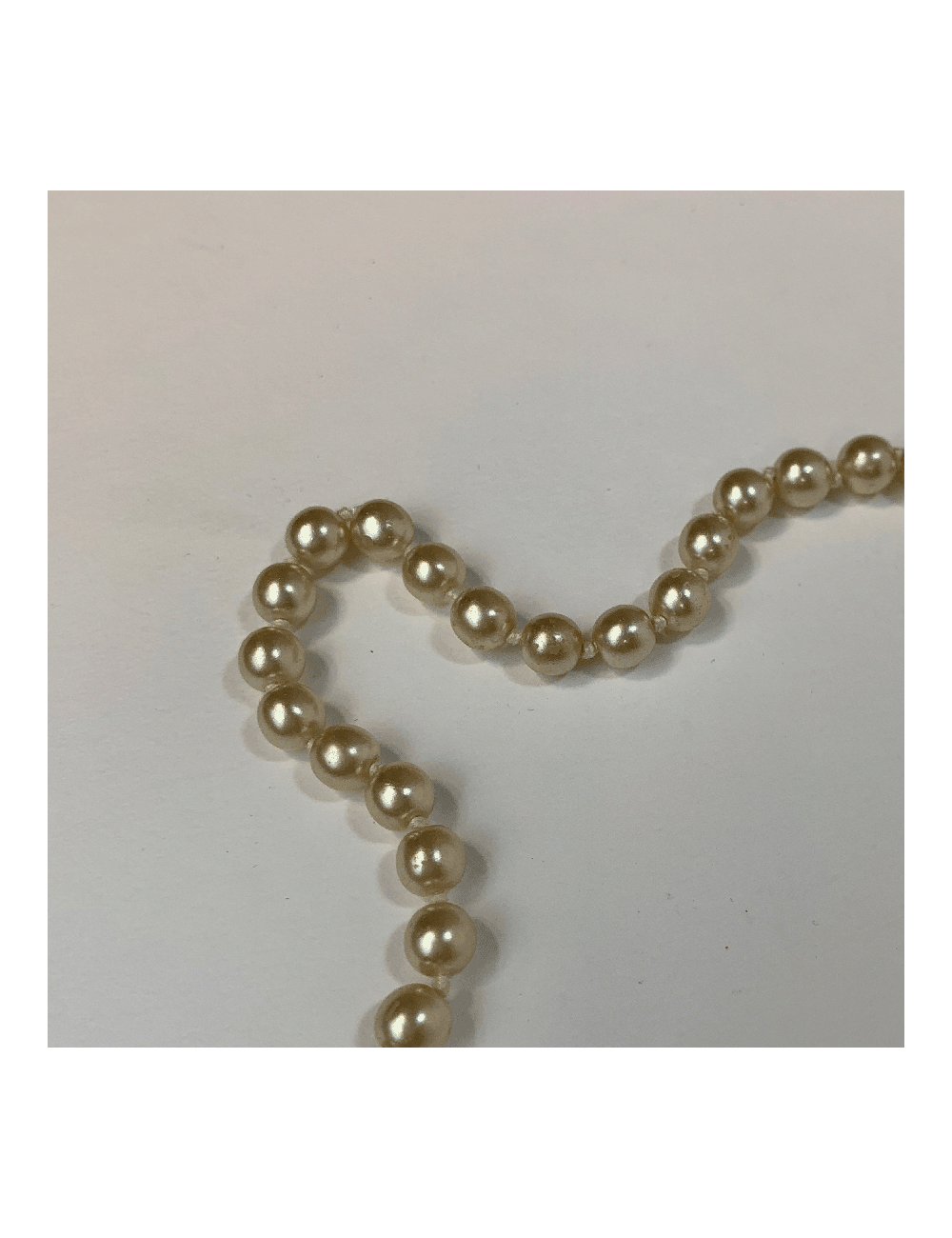 Long sautoir MARGUERITE DE VALOIS fines perles nacrées