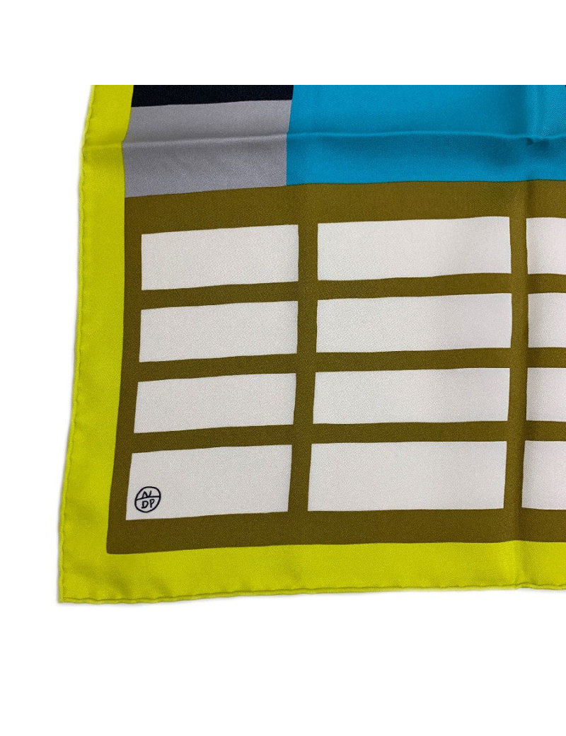 Carré 90 x90 HERMES soie 100%