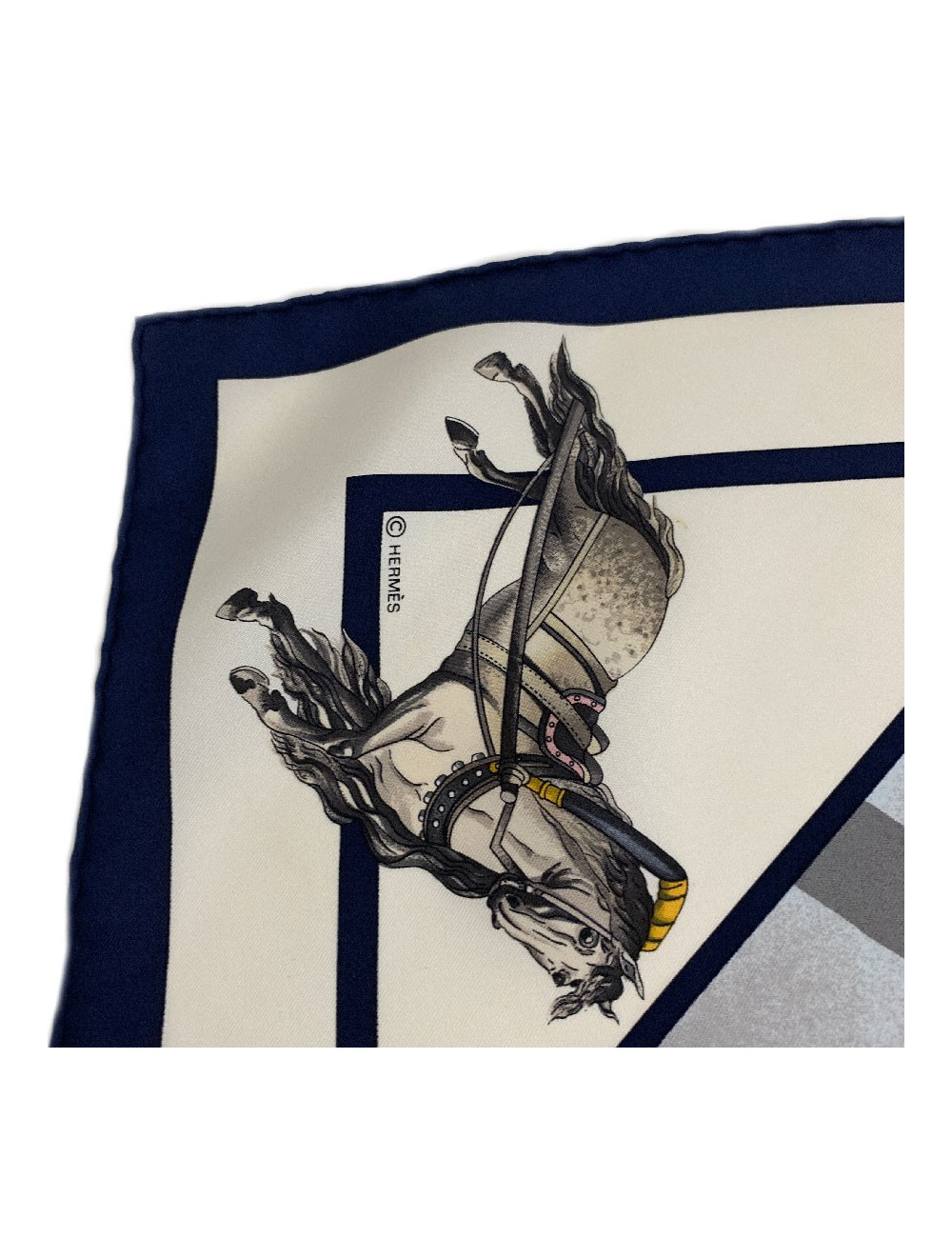 Carré 90 x 90 HERMES soie 100% "Voyage en Russie" 