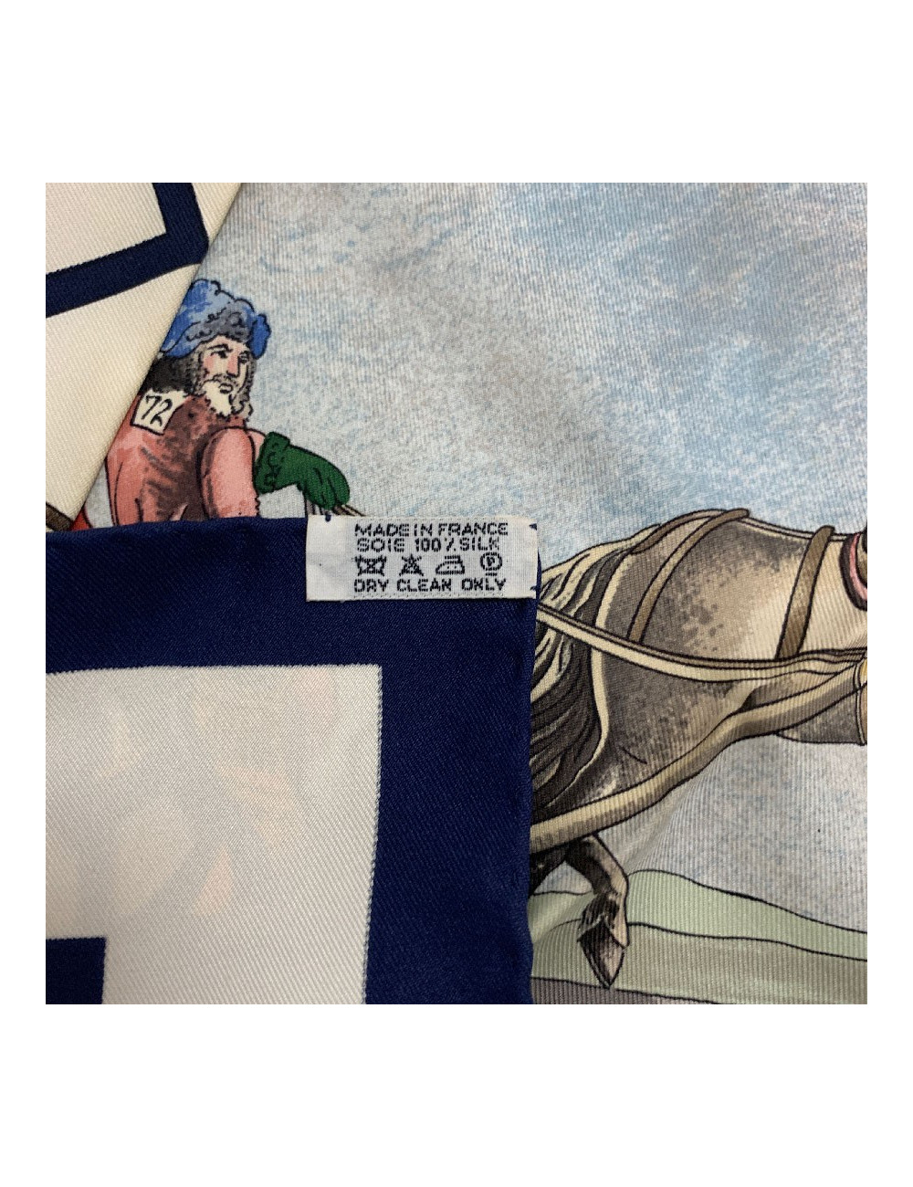 Carré 90 x 90 HERMES soie 100% "Voyage en Russie" 