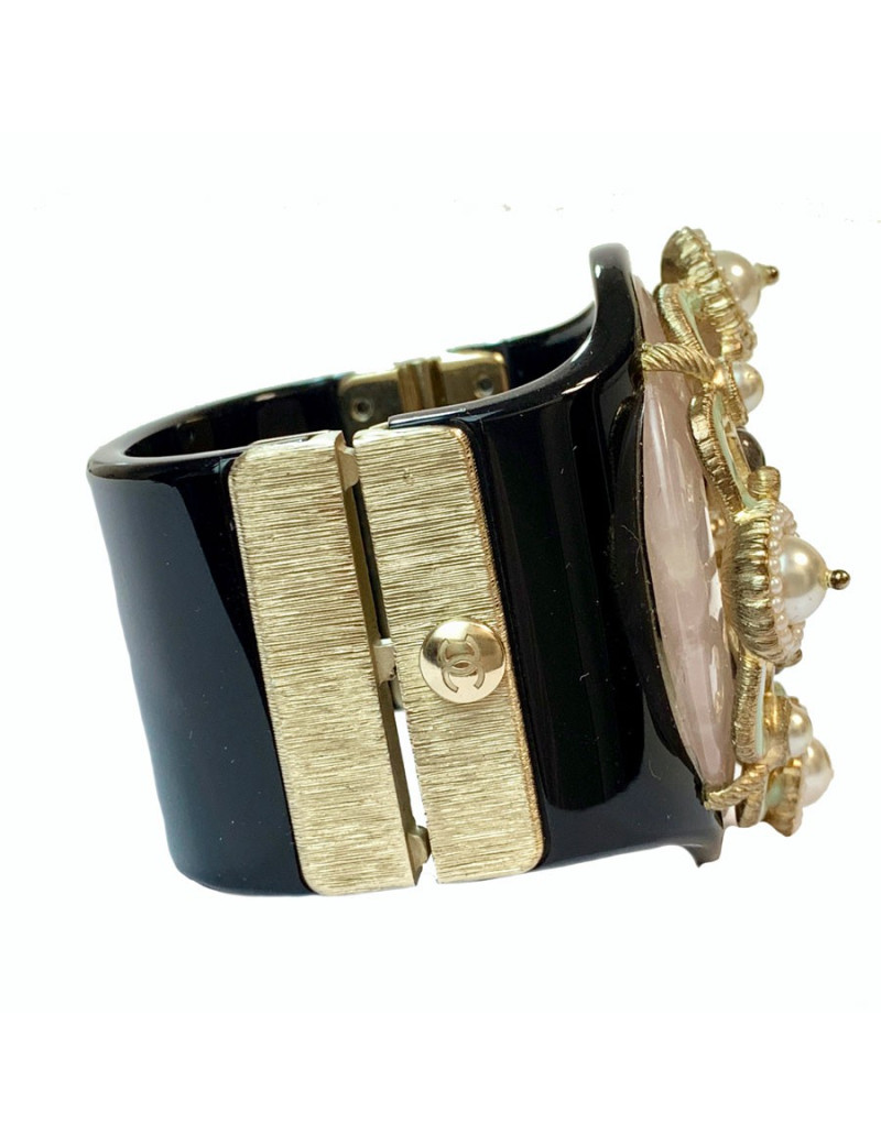  Manchette CHANEL résine noire, verre et perles