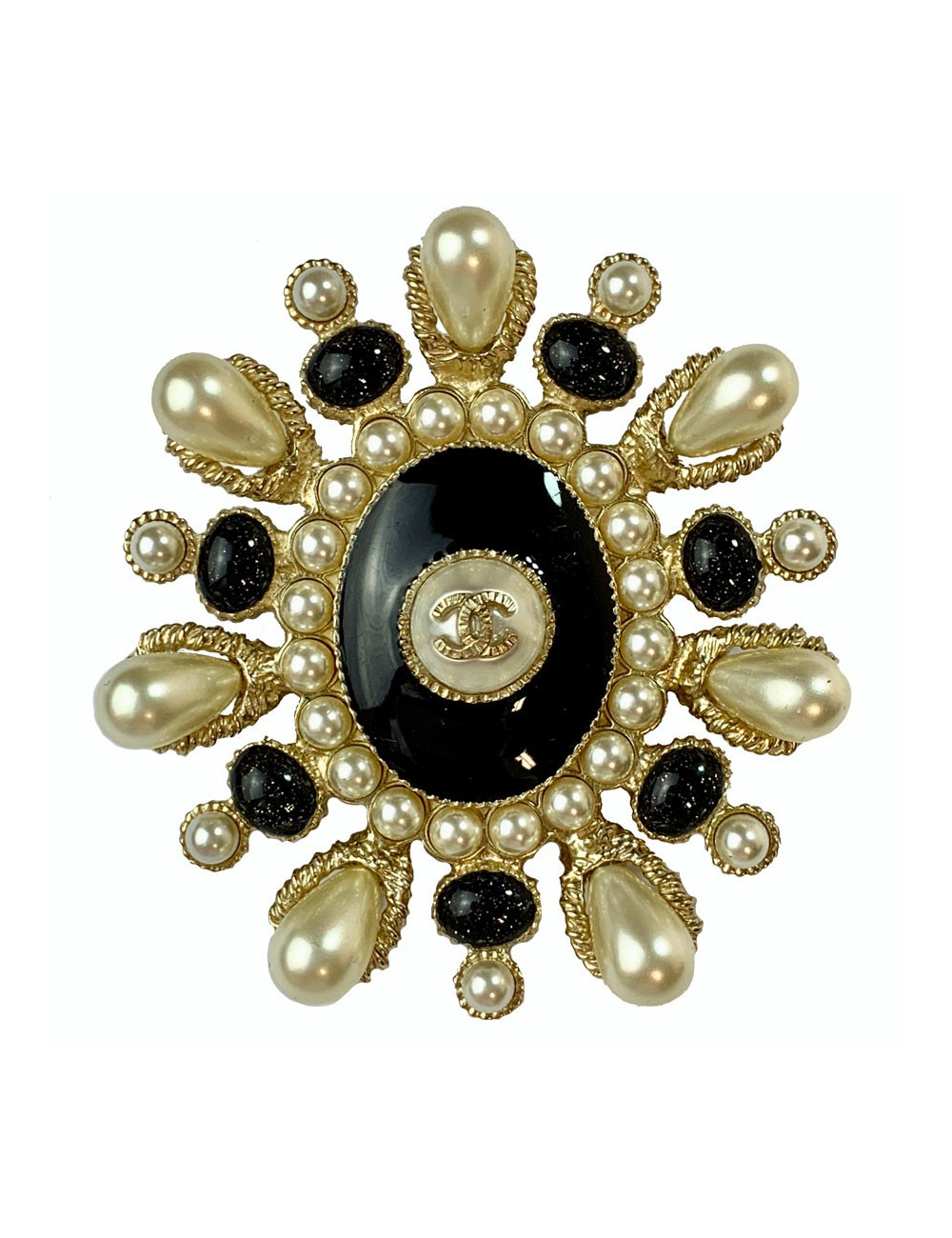 Broche CHANEL ovale en résine noire et perles nacrées