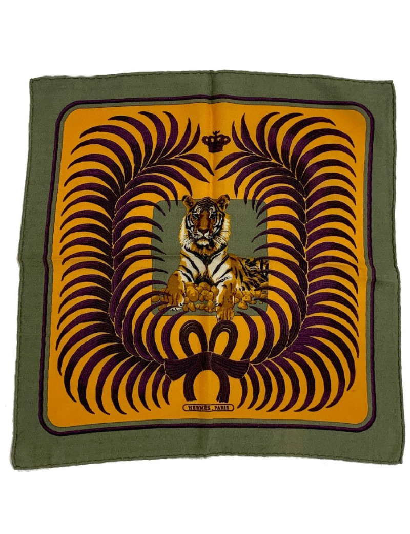 Petit carré HERMES Le tigre royal en cachemire et soie