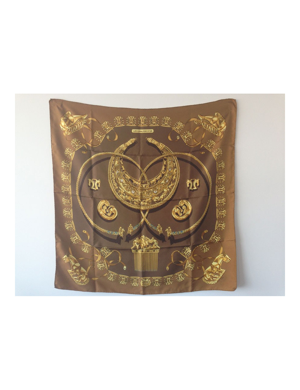 Carré "Les Cavaliers d'or" Hermès