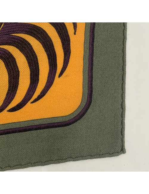 Petit carré HERMES Le tigre royal en cachemire et soie