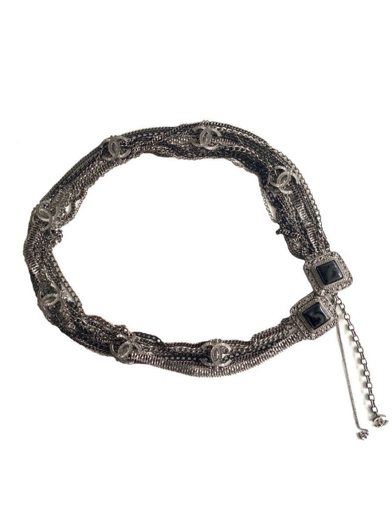 Ceinture CHANEL chaine en métal ruthénium et résine noire