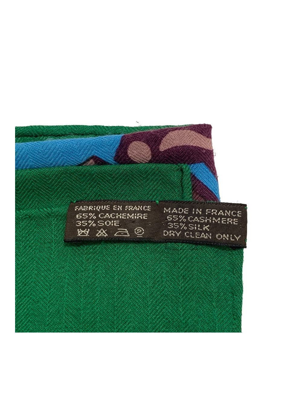  Chale HERMES 140 'Cuirs du désert' en cachemire et soie verte