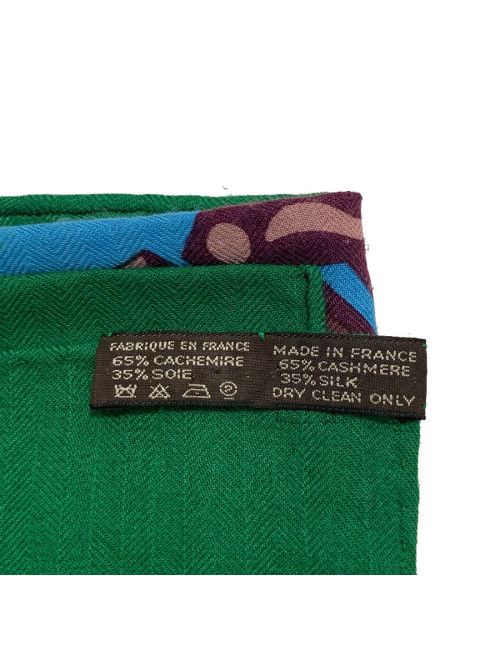  Chale HERMES 140 'Cuirs du désert' en cachemire et soie verte