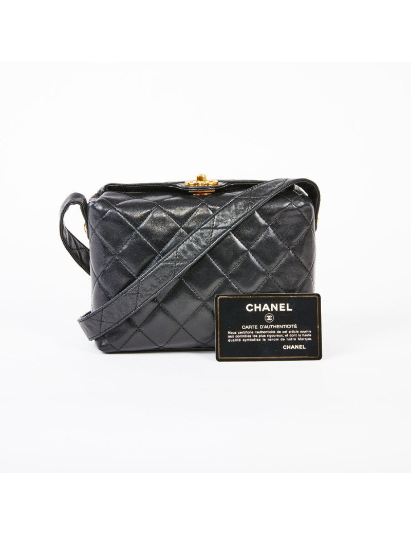 Sac vintage CHANEL cuir matelassé noir