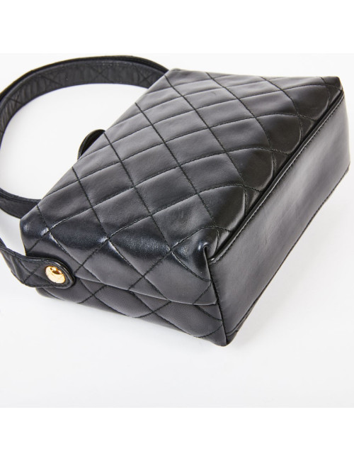 Sac vintage CHANEL cuir matelassé noir
