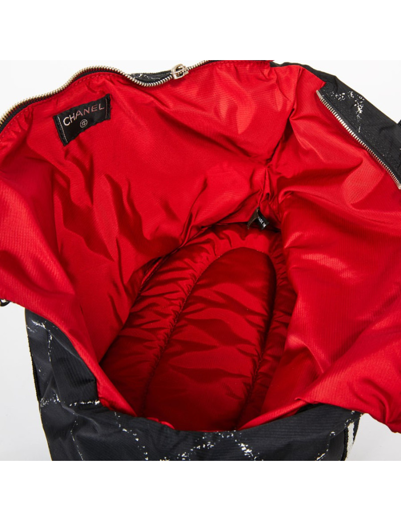 Sac à chien CHANEL en toile noire