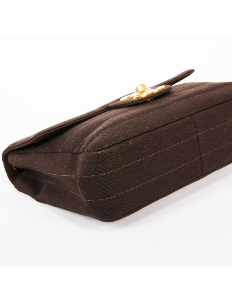 Sac Jumbo CHANEL en jersey marron