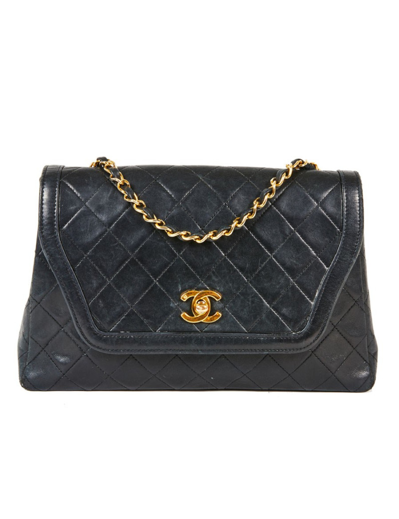 Sac CHANEL cuir lisse noir matelassé