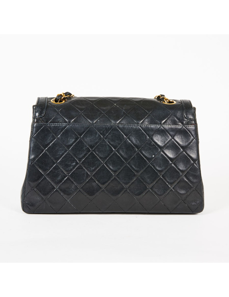 Sac CHANEL cuir lisse noir matelassé