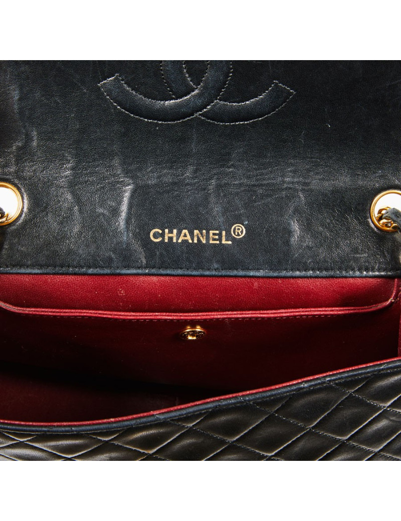 Sac CHANEL cuir lisse noir matelassé