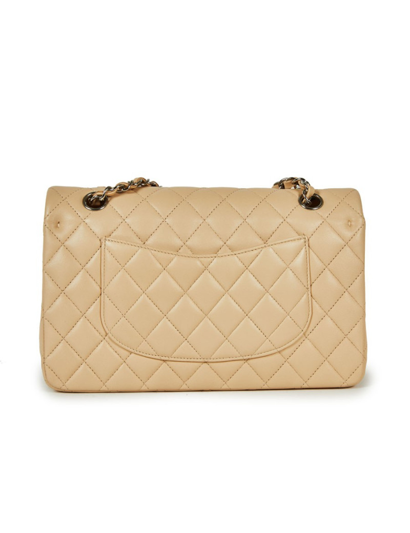 Sac Timeless CHANEL cuir lisse matelassé beige