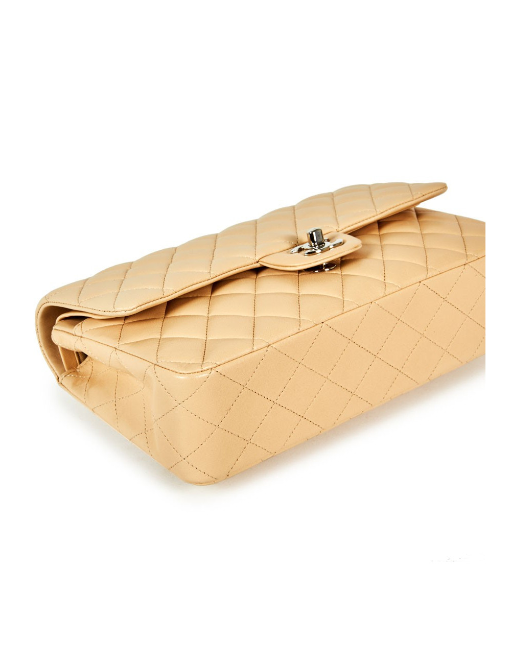 Sac Timeless CHANEL cuir lisse matelassé beige