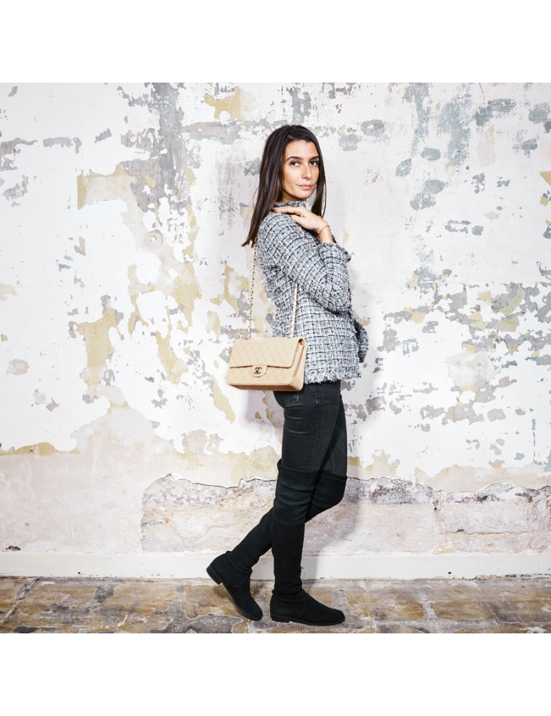 Sac Timeless CHANEL cuir lisse matelassé beige