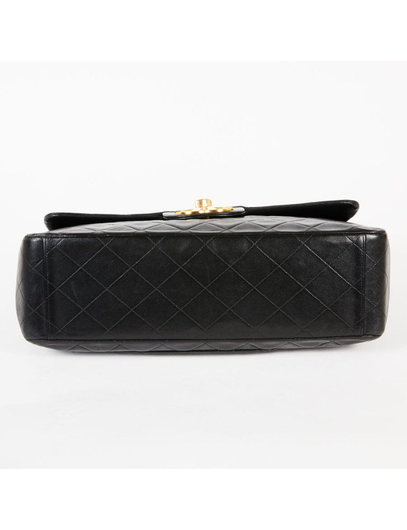 Maxi Jumbo CHANEL vintage cuir noir