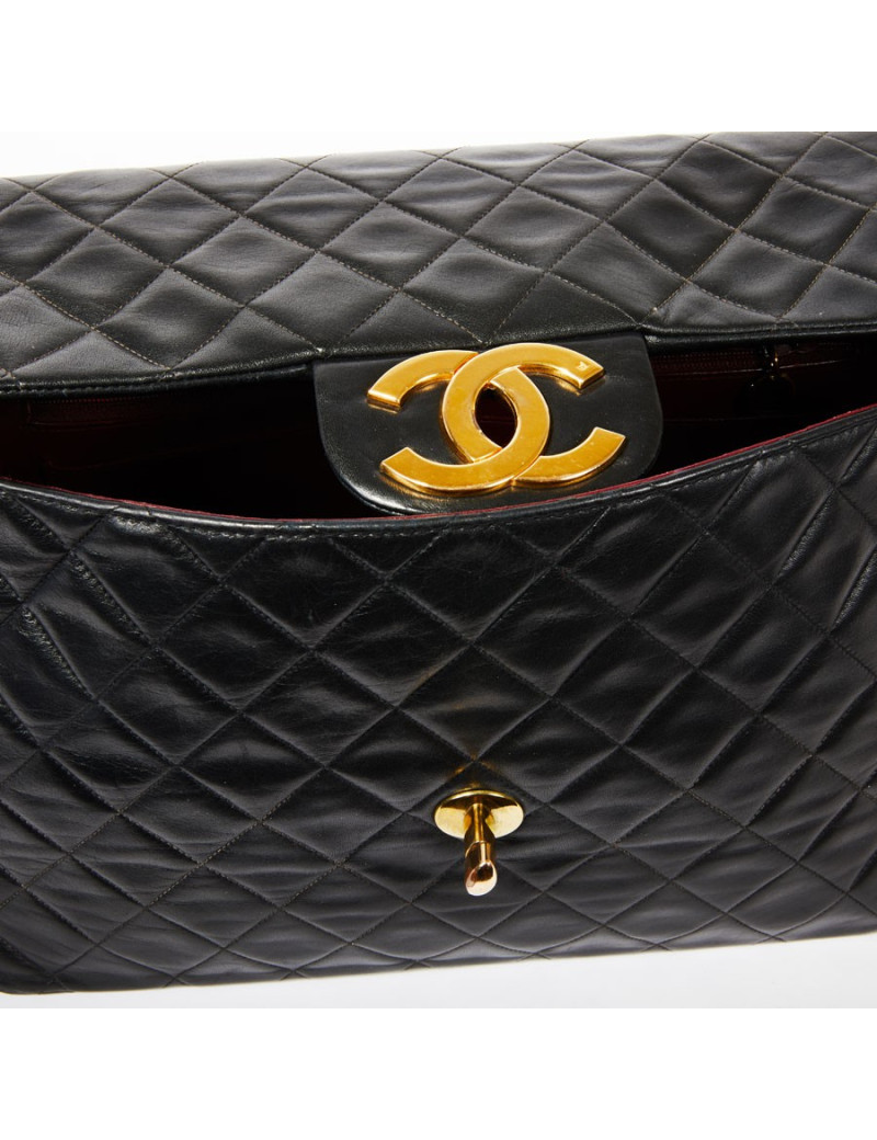 Maxi Jumbo CHANEL vintage cuir noir
