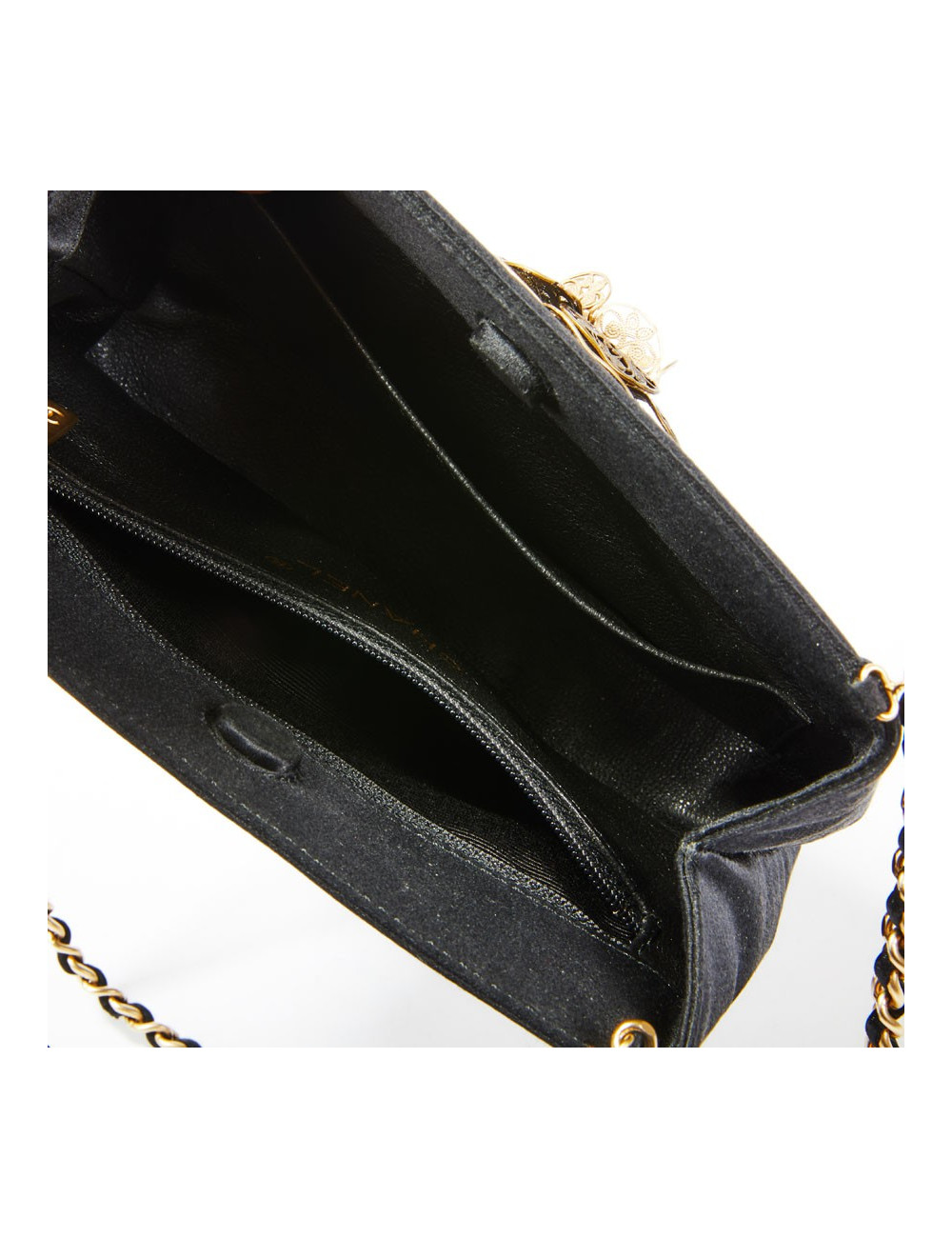 Sac du soir CHANEL satin noir et camélia