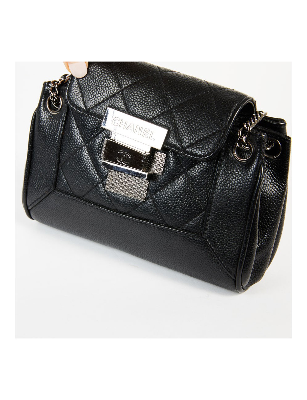 Petit sac CHANEL cuir caviar noir