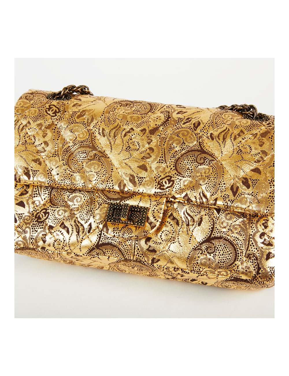 Sac Paris-Moscou CHANEL perforé doré