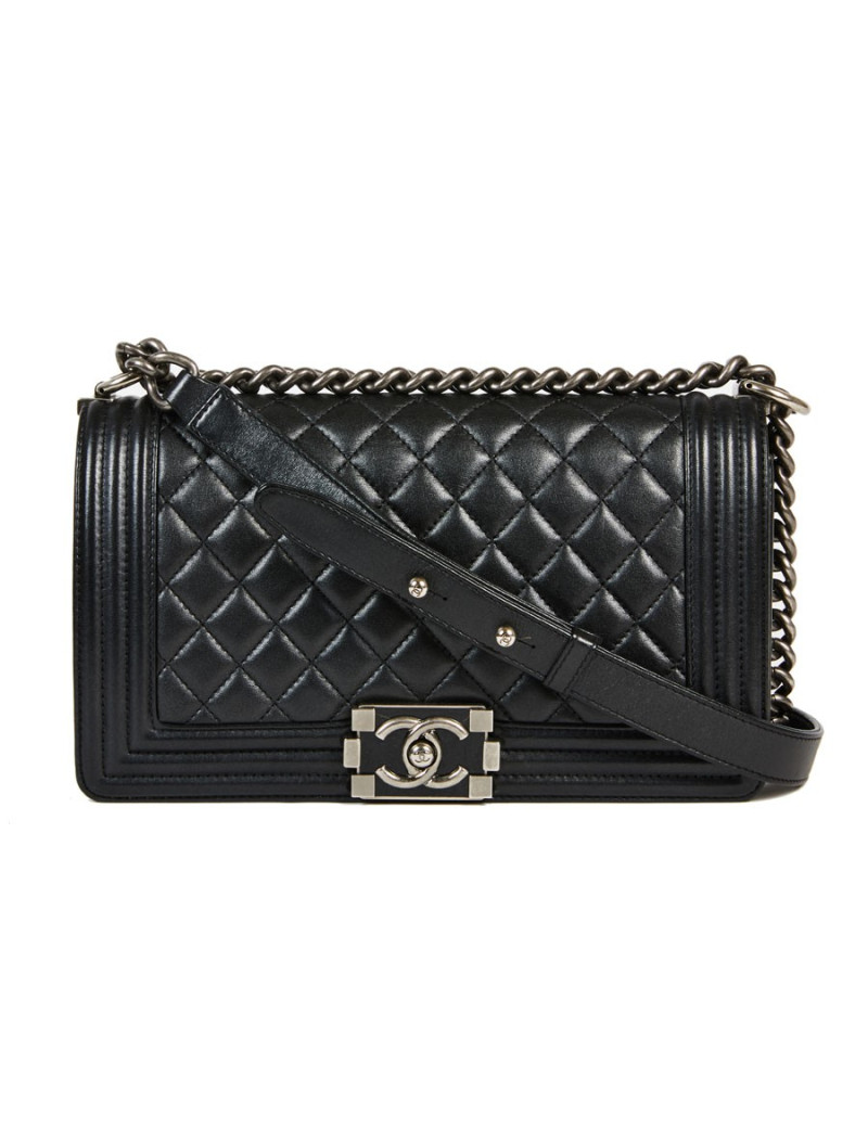 Sac Boy CHANEL cuir d'agneau matelassé noir