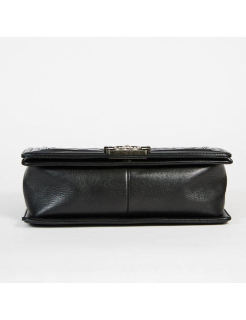 Sac Boy CHANEL cuir d'agneau matelassé noir