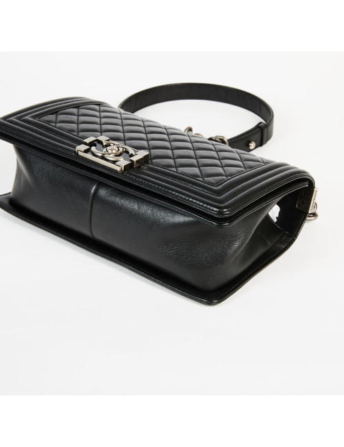 Sac Boy CHANEL cuir d'agneau matelassé noir