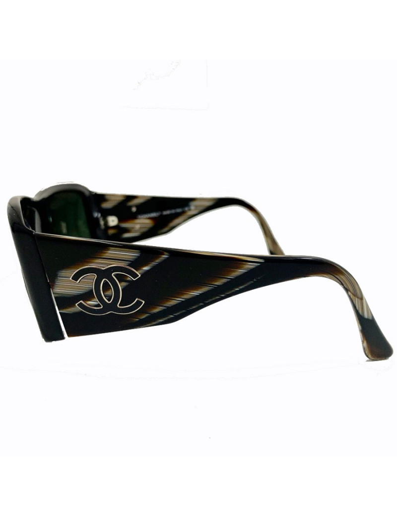 Lunettes de soleil CHANEL noires