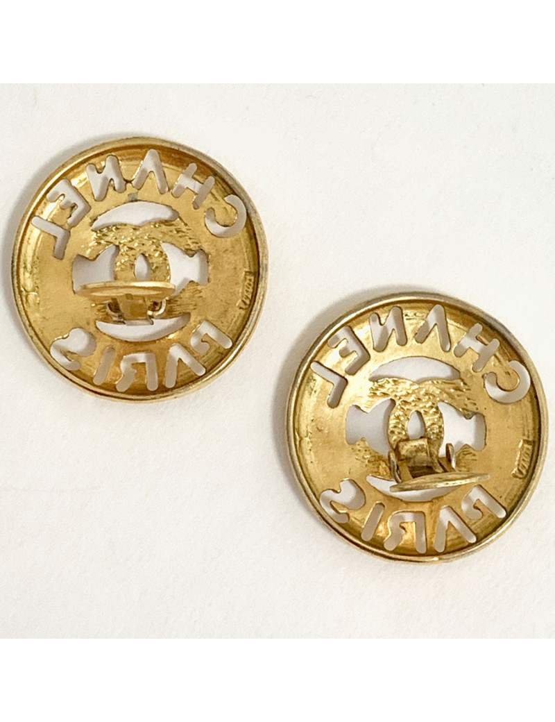 Boucles d'oreille CHANEL sigle "CHANEL" Vintage