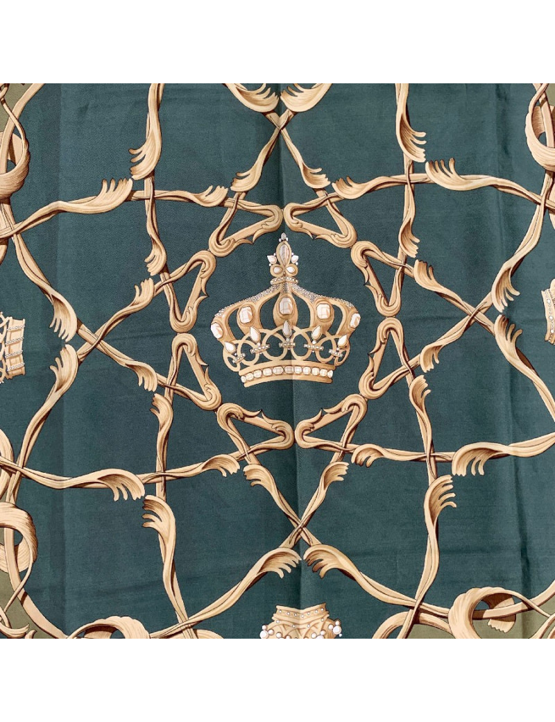 Carré HERMES SOIE 100 %