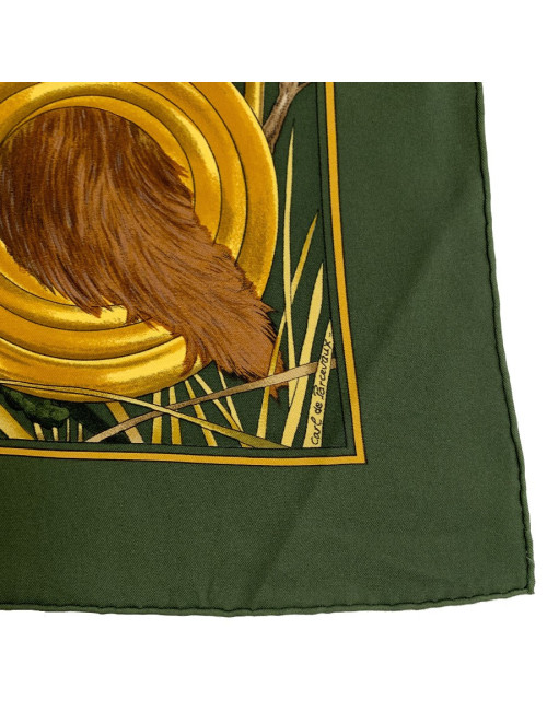 Carré HERMES "Chasse au bois" soie 100%