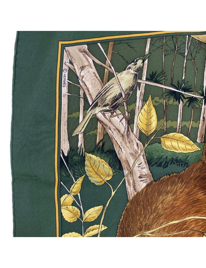 Foulard HERMES Chasse au Bois en soie vert foncé
