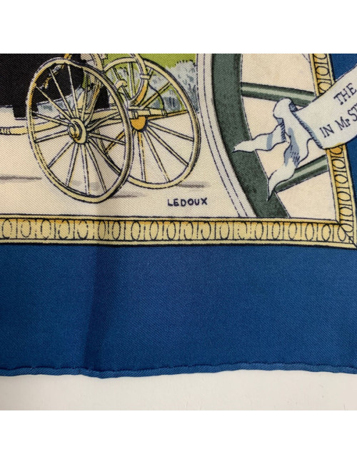 Foulard HERMES "Les merveilles de la vapeur" en soie bleue et beige