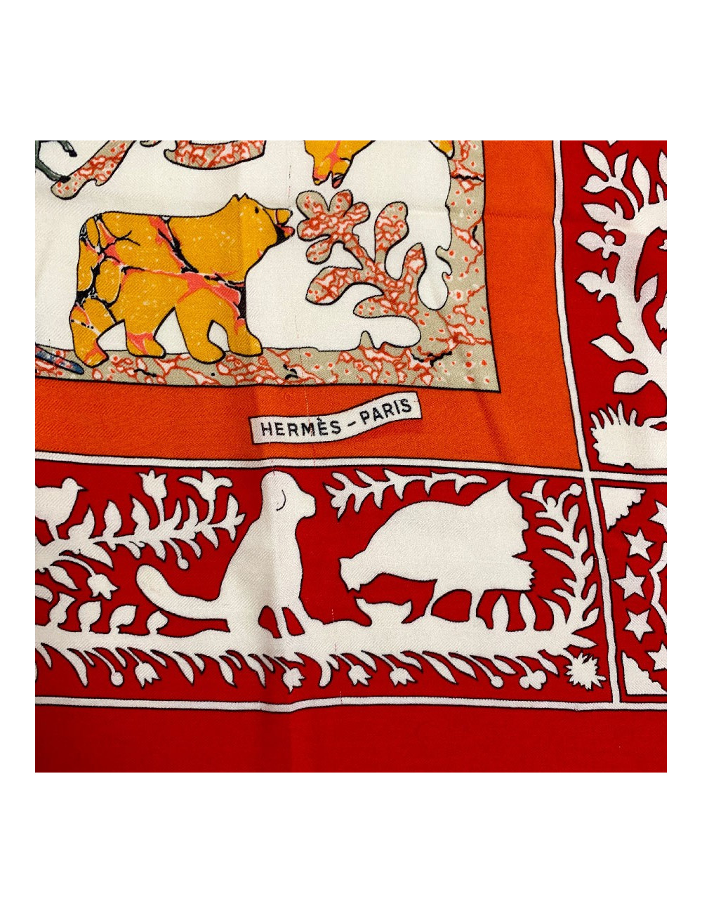 Scarf HERMES cashmere and silk red, white and multi-colored patterns