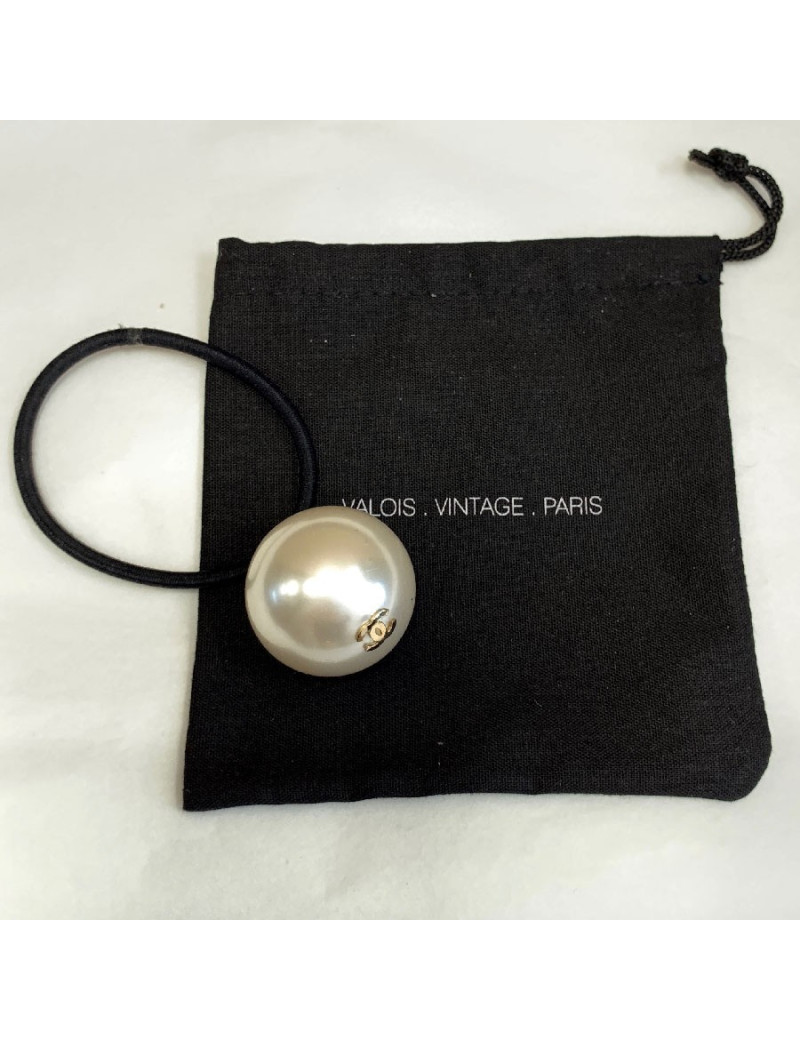 Bijou de cheveux Chouchou CHANEL noir avec perle nacrée