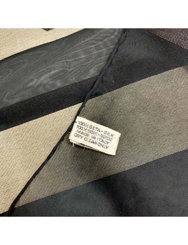 Foulard soie CHANEL noir et gris